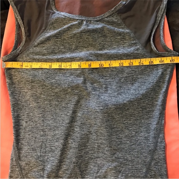 5/$15 Reebok Mesh Panel Tank NWOT - Picture 7 of 8